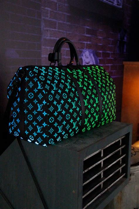 zac des guettes louis vuitton|louis vuitton light up.